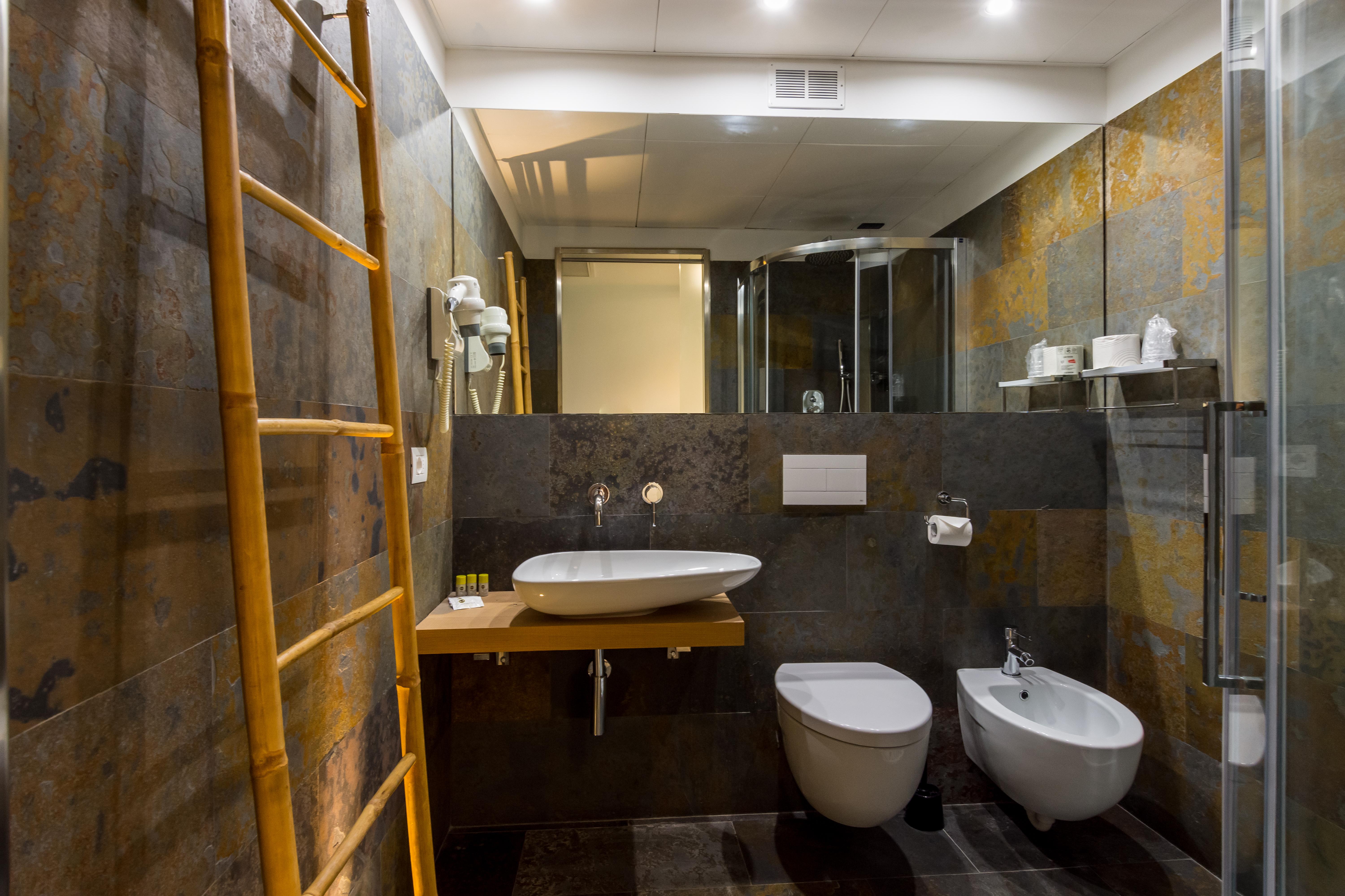 B&B Hotel Savona Exterior foto