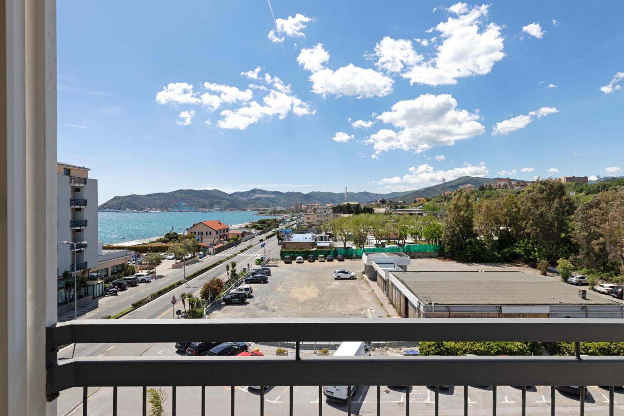 B&B Hotel Savona Exterior foto
